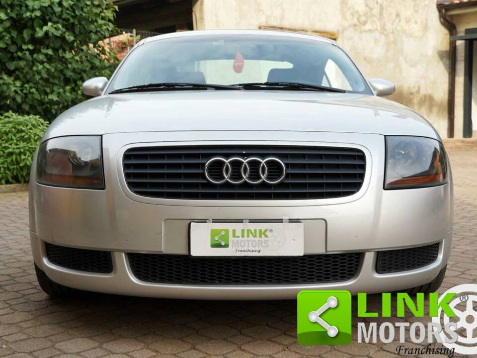 Bild 2/10 von Audi TT 1.8 T (1999)