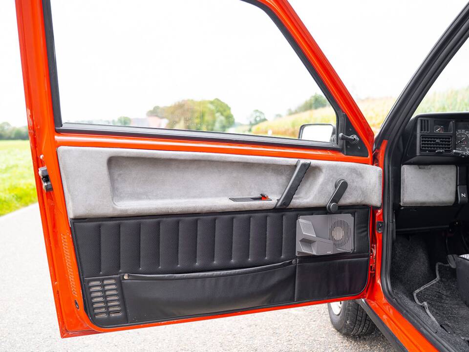 Image 20/45 of Lancia Y10 Turbo (1985)