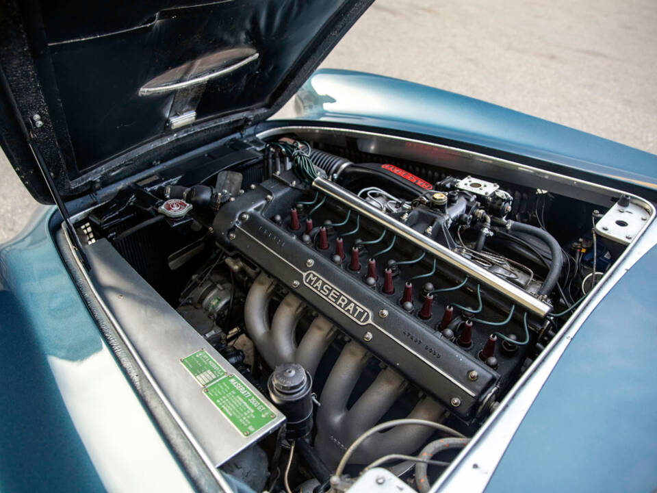 Image 55/58 of Maserati 3500 GTI Touring (1963)