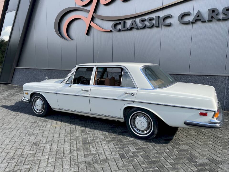 Image 3/35 of Mercedes-Benz 280 SEL 4,5 (1972)