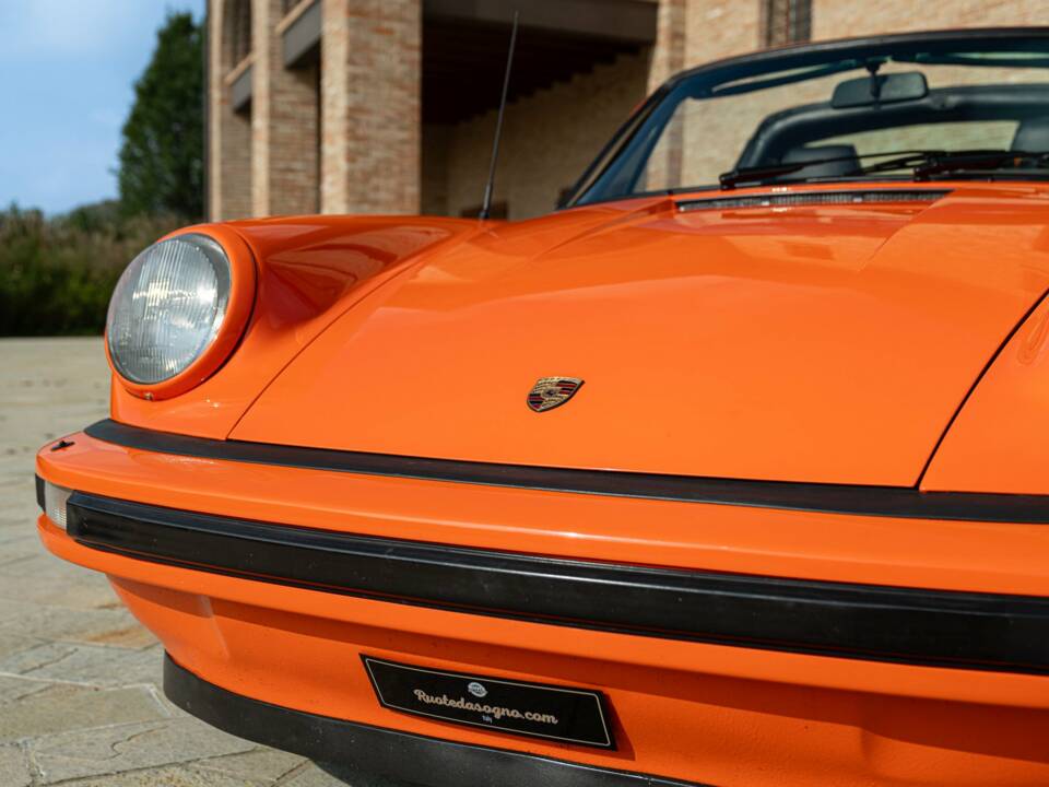 Image 22/50 of Porsche 911 2.7 S (1976)