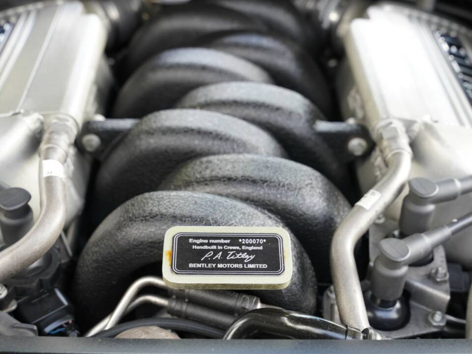 Image 34/50 of Bentley Arnage T (2007)
