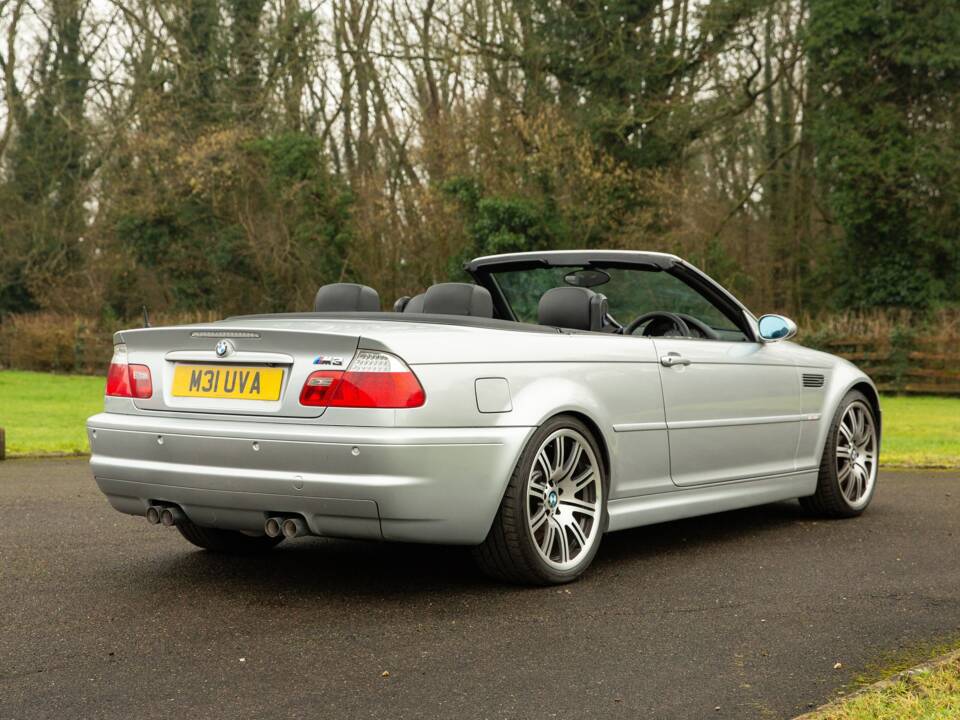 Image 3/50 of BMW M3 (2005)