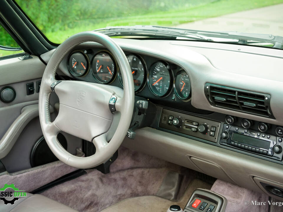 Image 15/60 de Porsche 911 Carrera (1994)