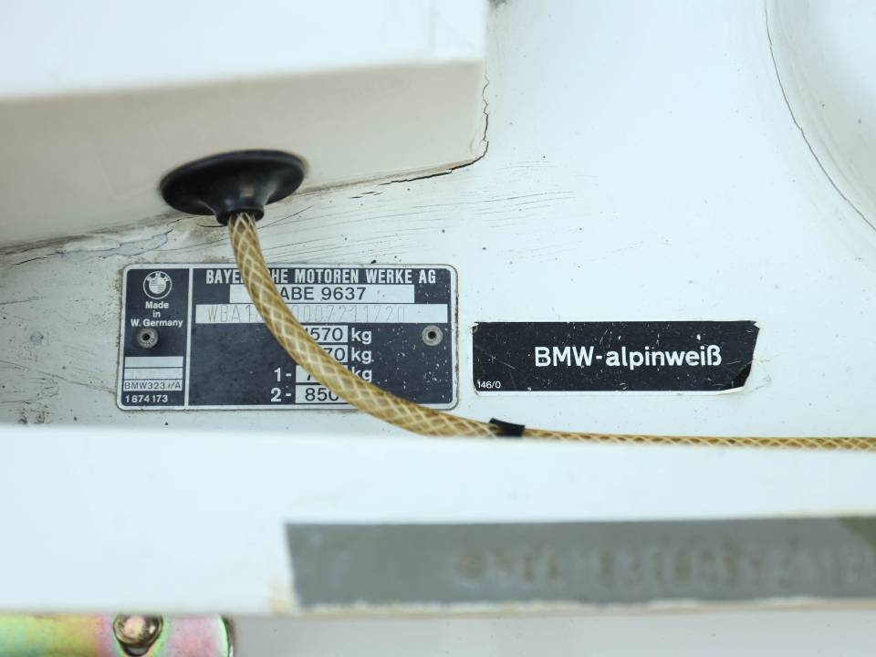 Afbeelding 43/70 van BMW 323i (1980)
