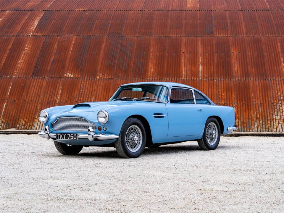 Image 1/56 of Aston Martin DB 4 (1960)