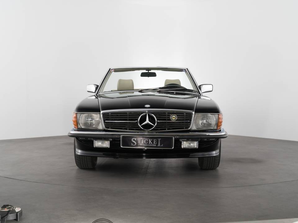 Image 2/17 de Mercedes-Benz 300 SL (1986)