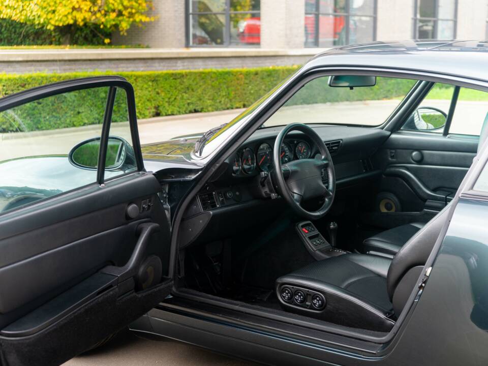 Bild 13/42 von Porsche 911 Carrera (1994)