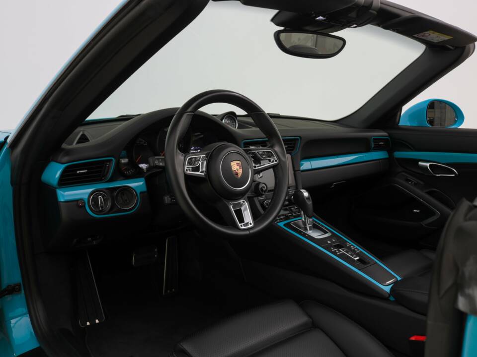 Bild 8/13 von Porsche 911 Carrera 4S (2016)