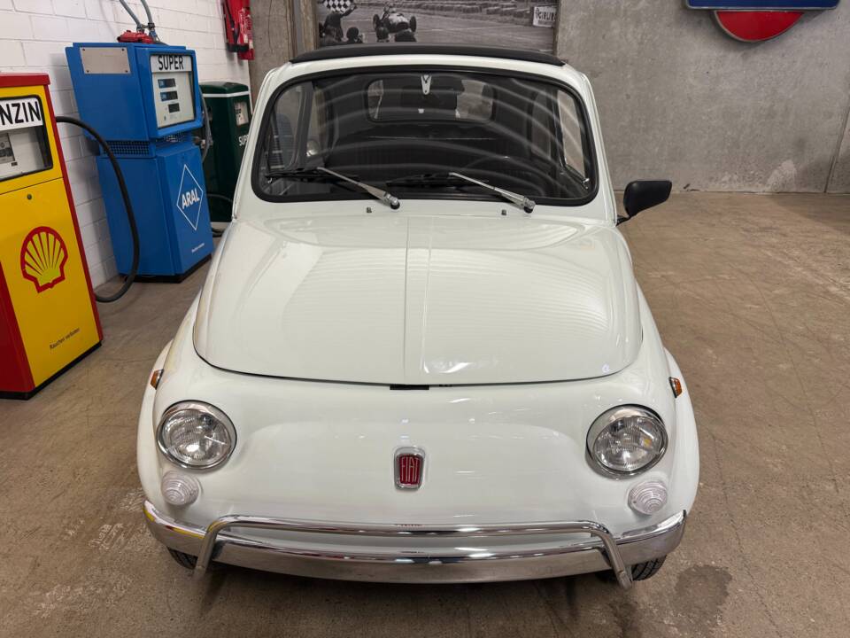 Image 4/19 de FIAT 500 L (2012)