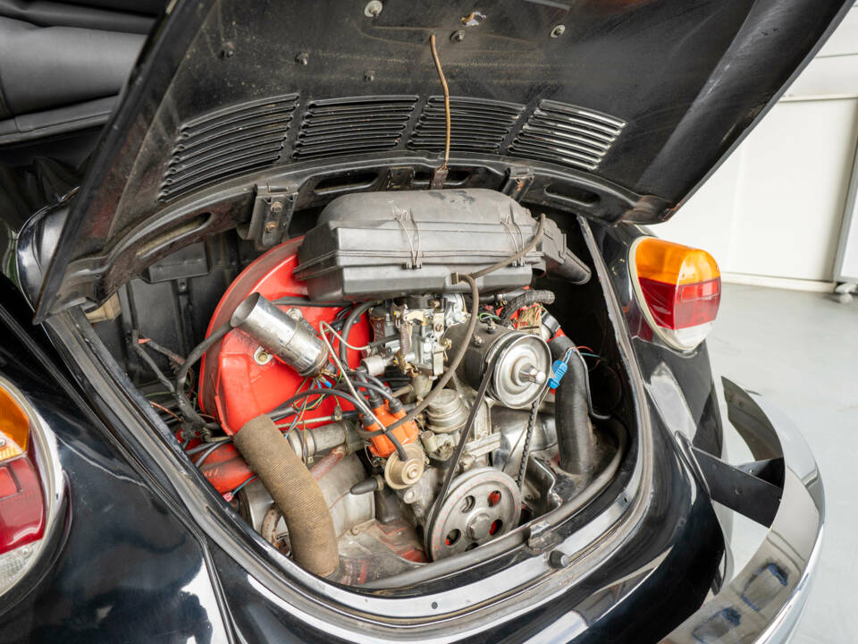Image 17/34 of Volkswagen Beetle 1303 (1973)