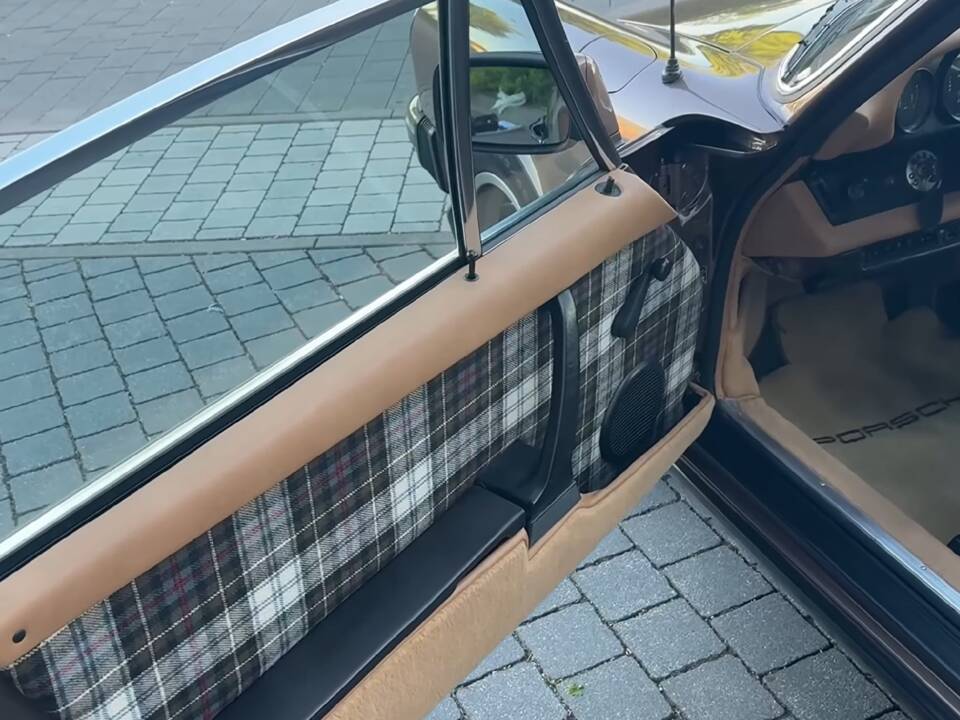Bild 9/12 von Porsche 911 2.7 S (1976)