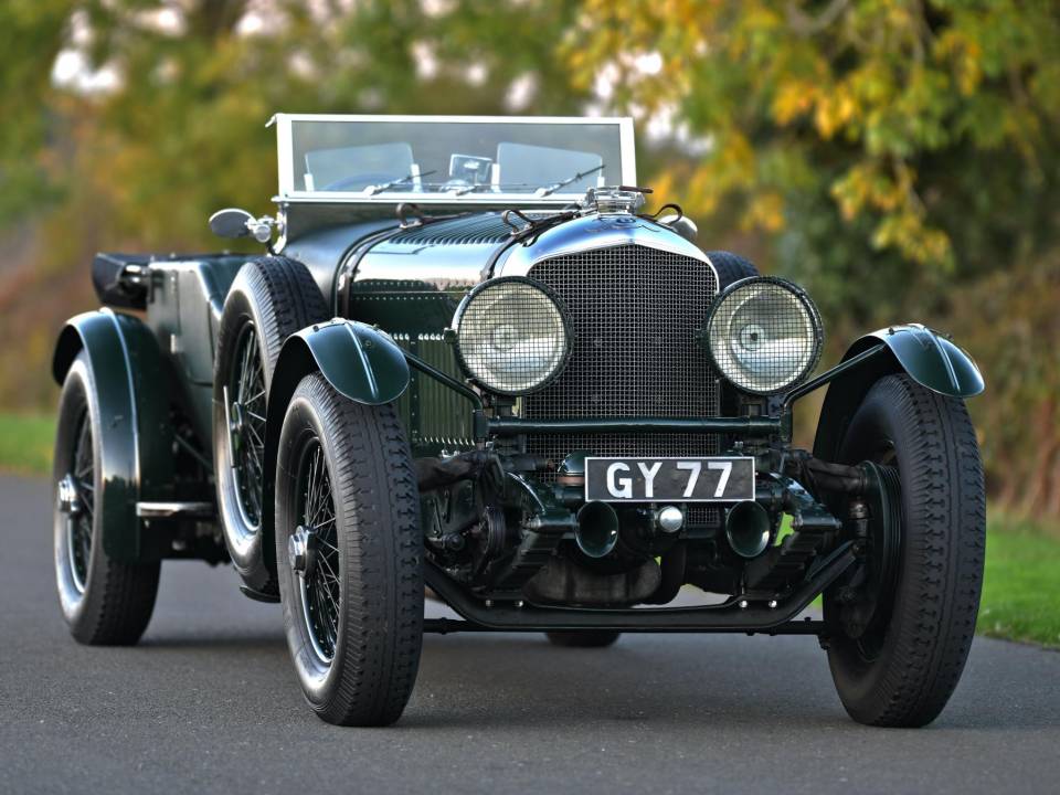 Image 1/50 of Bentley 8 Litre (1932)