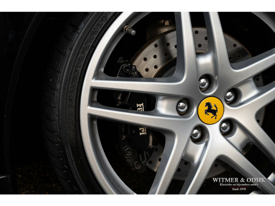Bild 28/30 von Ferrari F 430 (2005)