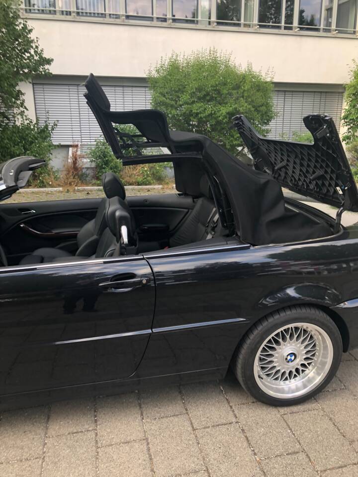 Imagen 22/23 de BMW 323Ci (2000)