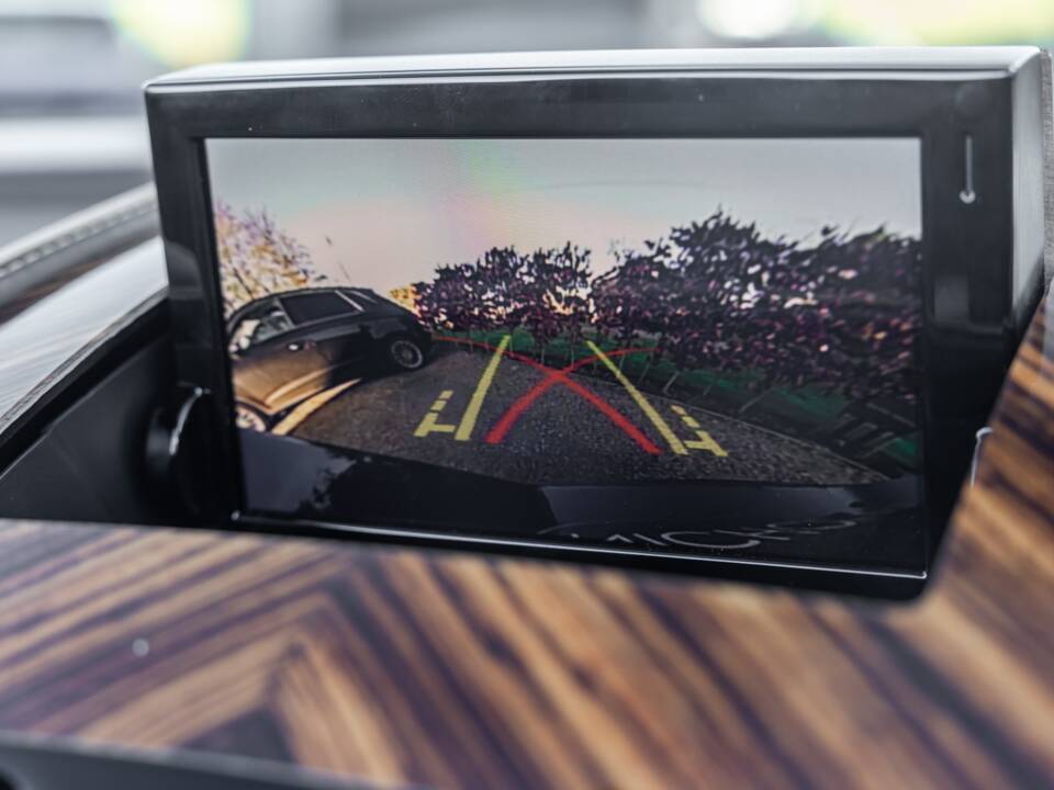 Bild 52/79 von Aston Martin DB 9 GT Volante (2017)