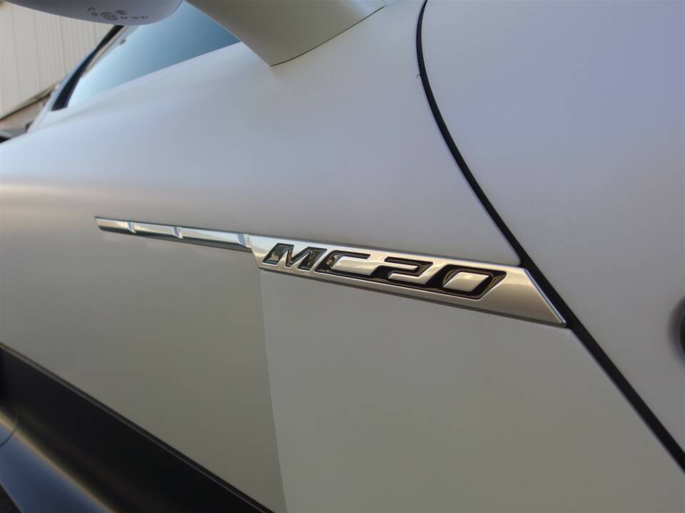 Imagen 26/100 de Maserati MC20 (2022)