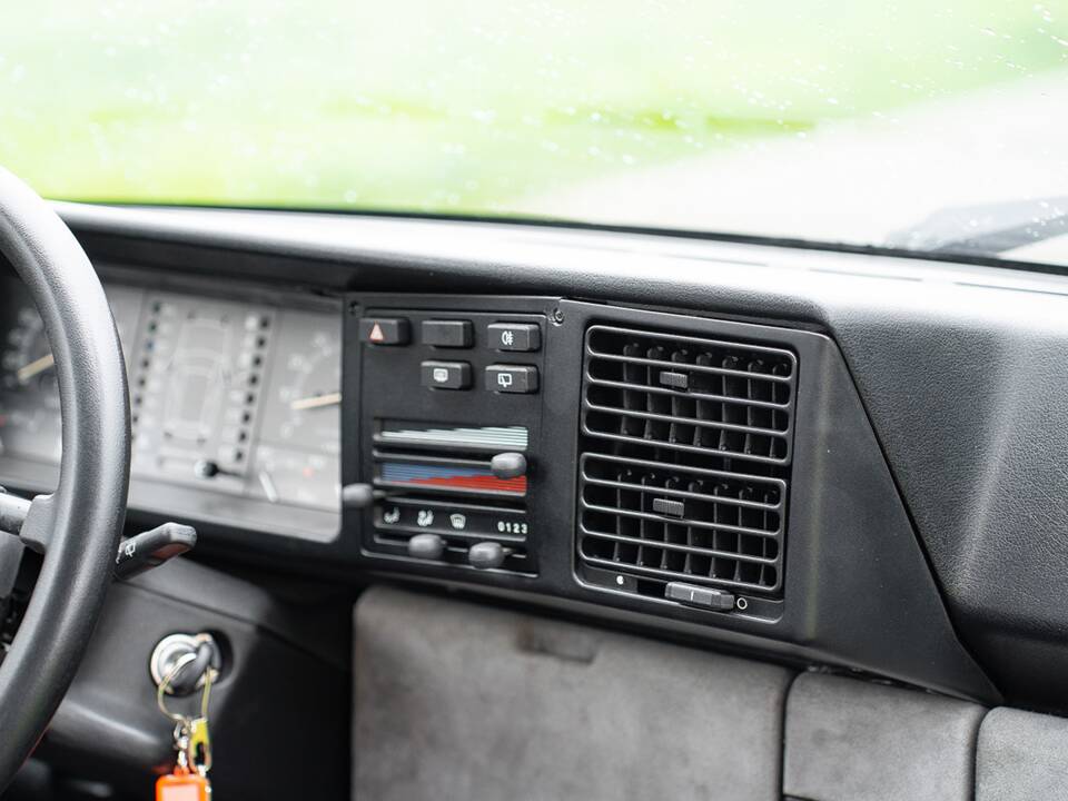 Image 27/45 of Lancia Y10 Turbo (1985)
