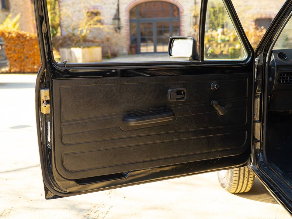 Bild 27/54 von Volkswagen Golf Mk I GTI 1.6 (1980)