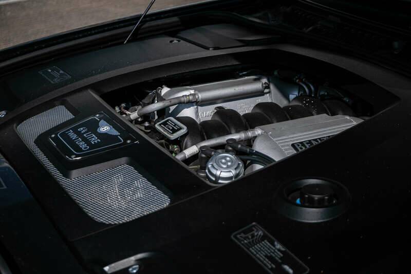 Image 18/29 de Bentley Azure T (2010)