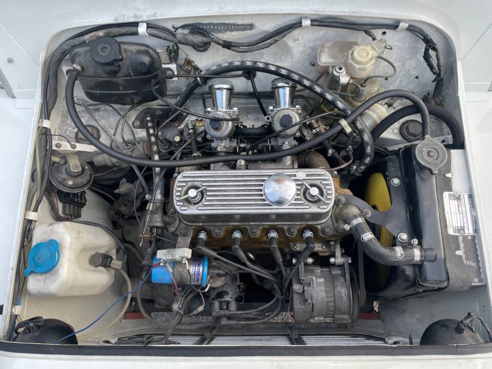 Immagine 7/7 di Mini Moke (1987)