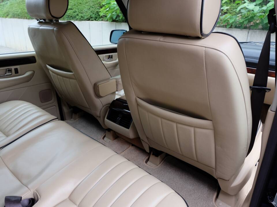 Afbeelding 39/95 van Land Rover Range Rover 4.6 Vogue (2002)
