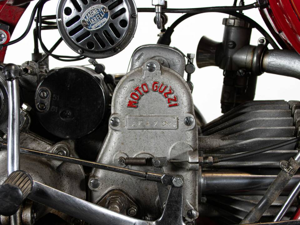 Bild 46/50 von Moto Guzzi Falcone Turismo (1960)