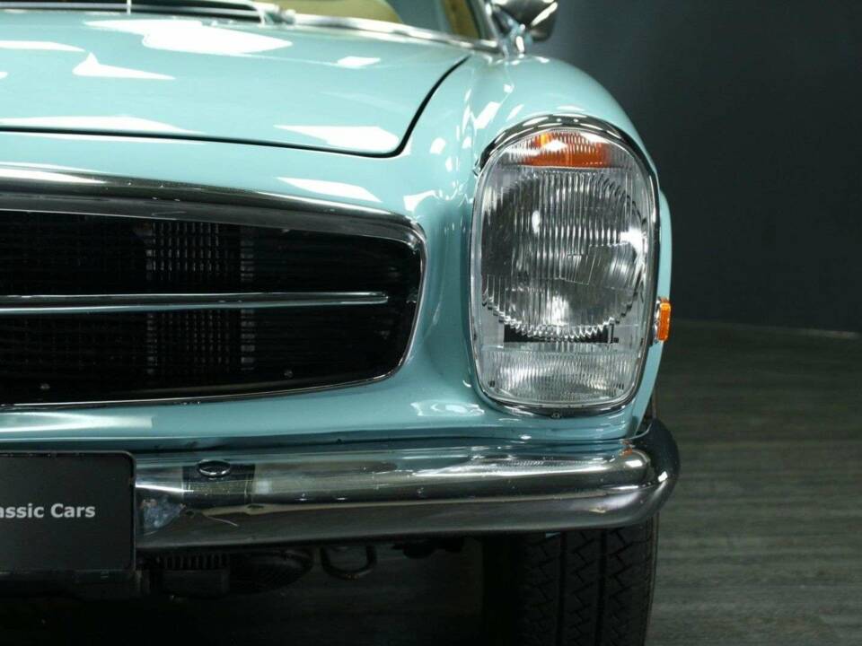Bild 38/50 von Mercedes-Benz 280 SL (1971)