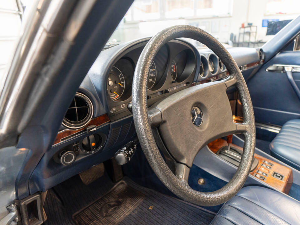 Immagine 30/33 di Mercedes-Benz 500 SL (1985)