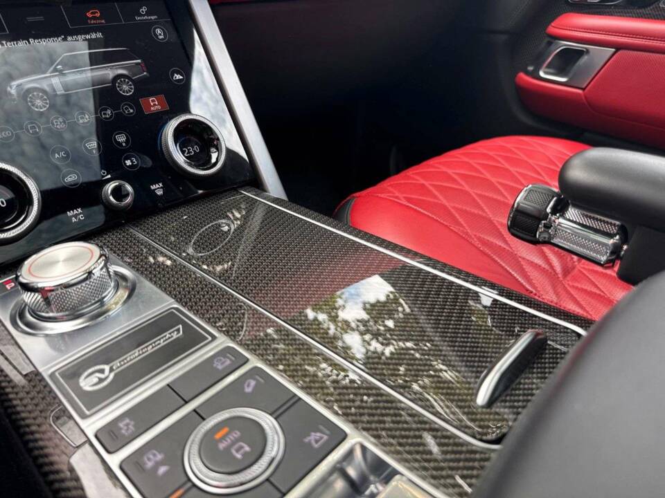 Image 18/29 of Land Rover Range Rover V8 SV Autobiography (2019)