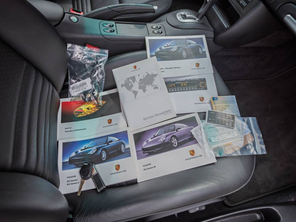 Afbeelding 43/73 van Porsche 911 Carrera 4S (2002)