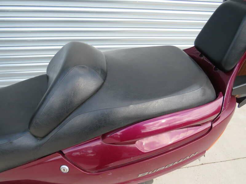 Bild 19/32 von Suzuki Burgman AN 250 (1998)