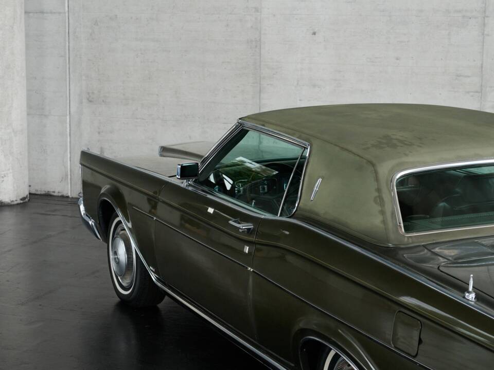 Image 26/50 of Lincoln Continental Mark III Hardtop Coupé (1970)