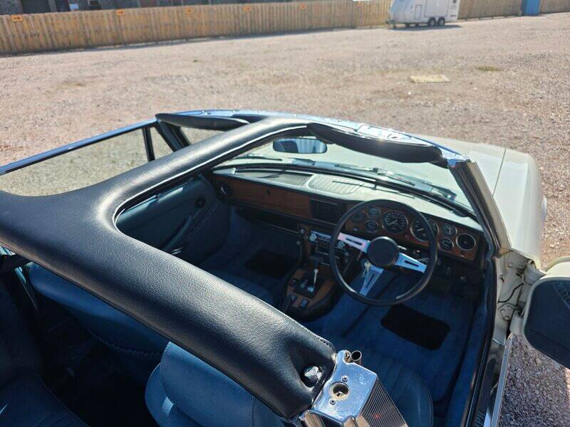 Bild 28/37 von Triumph Stag (1974)