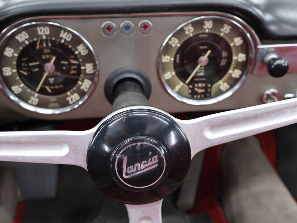 Imagen 5/35 de Lancia Flaminia GT 3C 2.5 Convertible (1961)