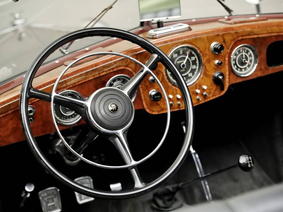 Immagine 16/36 di Horch 853 A Sport (1938)