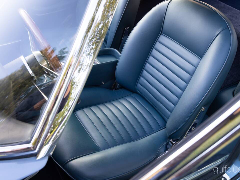 Bild 47/61 von Maserati Mistral 4000 (1968)