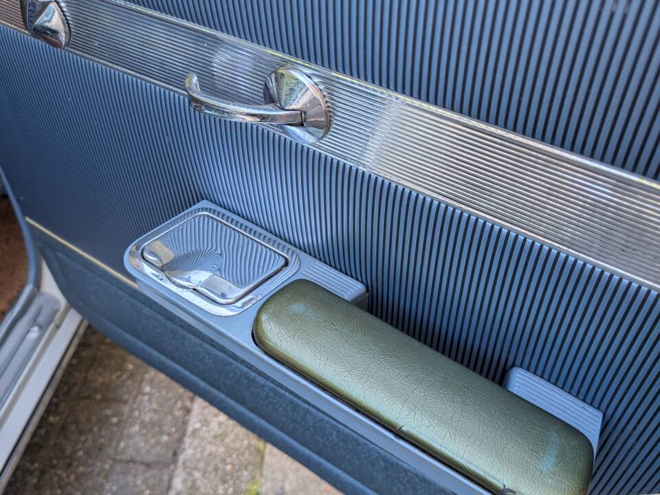 Image 12/35 of Opel Rekord 1700 (1964)