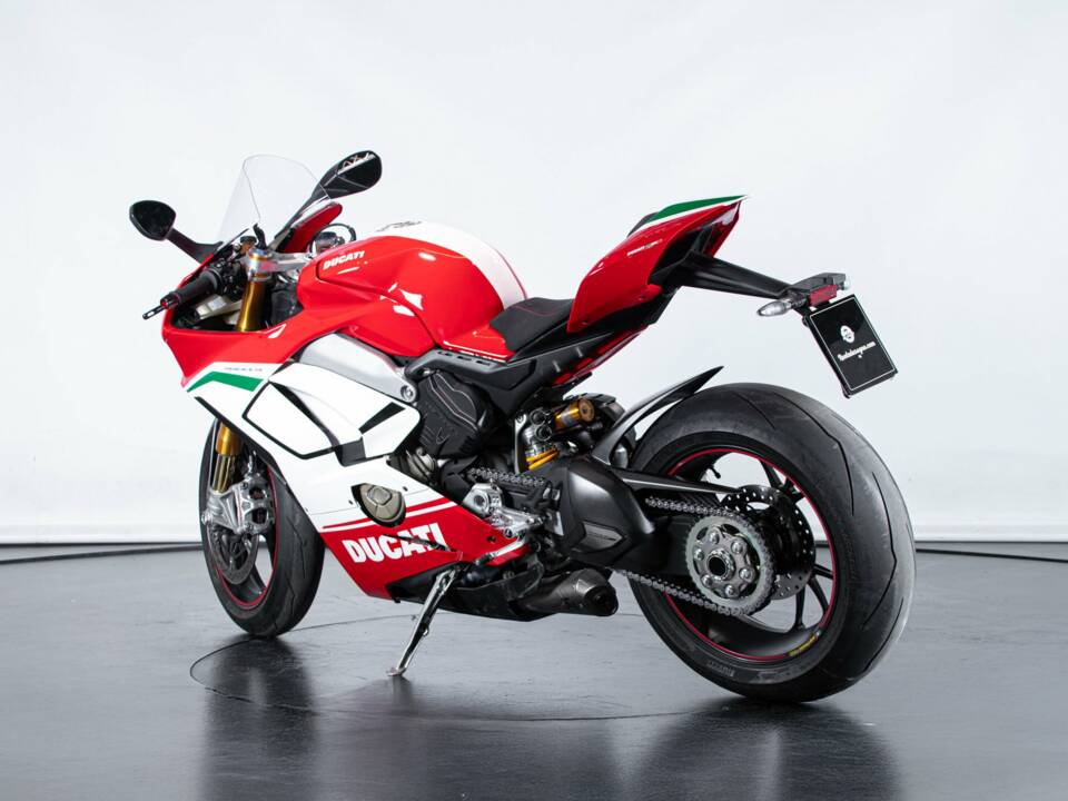 Image 2/50 of Ducati DUMMY (2018)