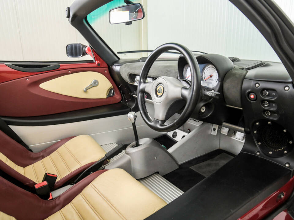 Image 11/50 of Lotus Elise (2003)