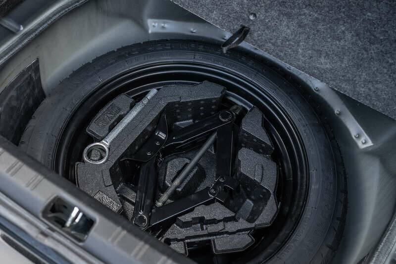 Image 14/30 of Subaru Impreza WRX STi (2016)