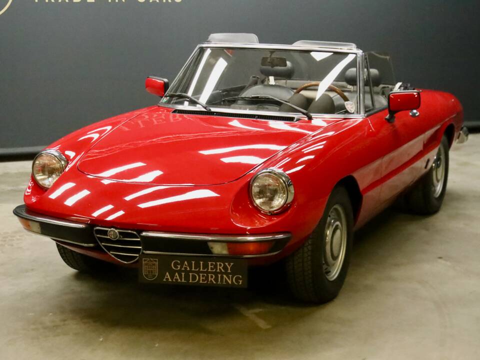 Afbeelding 27/50 van Alfa Romeo Spider Veloce 2000 (1982)