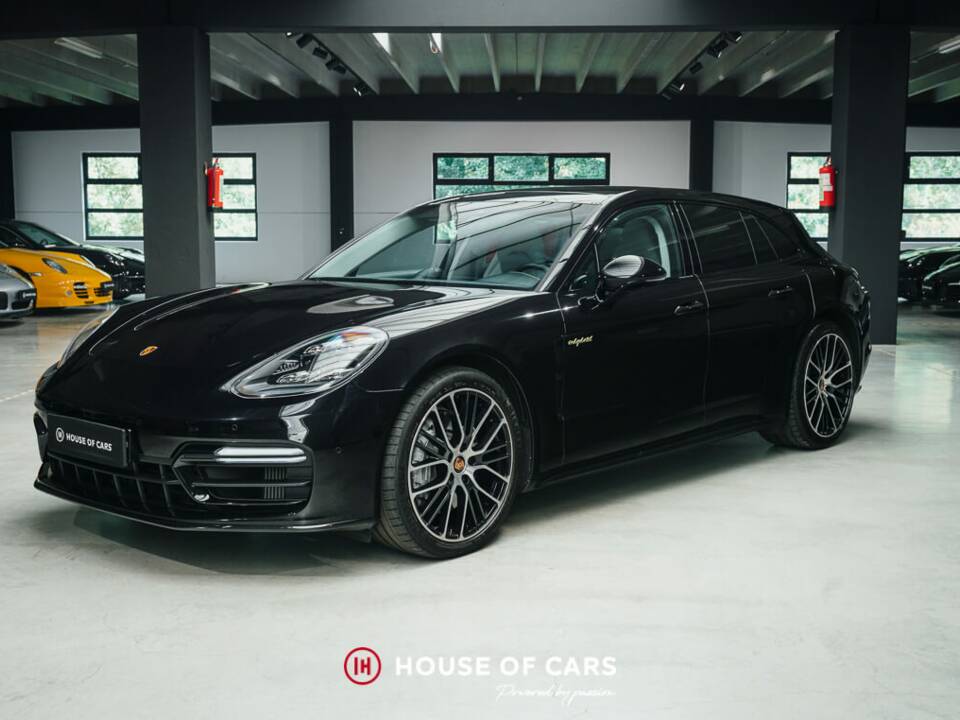 Image 2/25 of Porsche Panamera 4 E-Hybrid (2022)