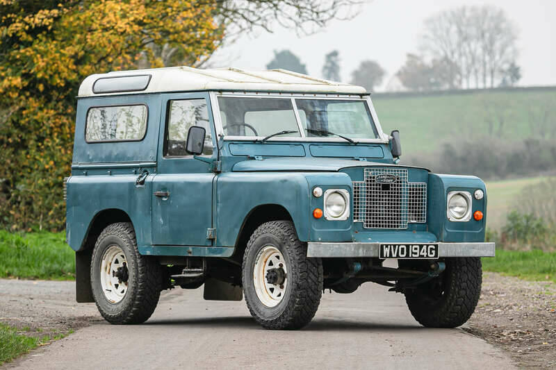 Image 1/34 of Land Rover 88 Lightweight (1968)