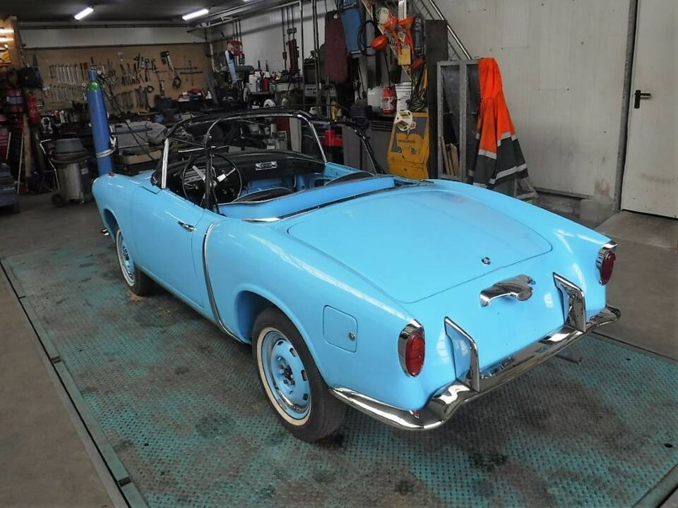 Bild 50/50 von FIAT 1200 Spyder (1957)