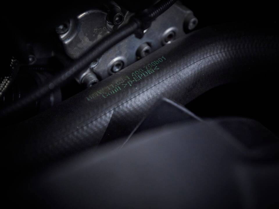 Image 98/99 of BMW M5 (2000)