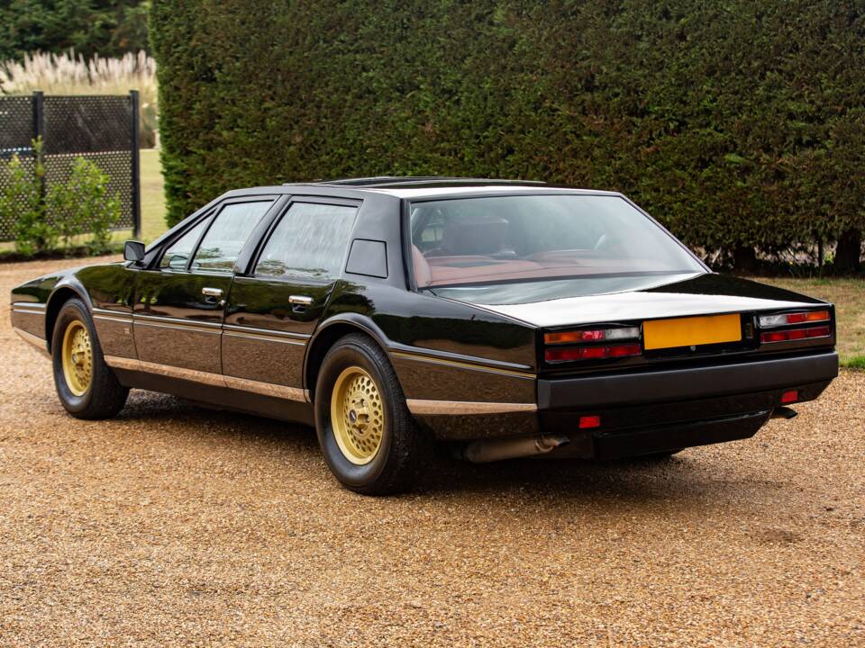 Image 26/43 of Aston Martin Lagonda (1979)
