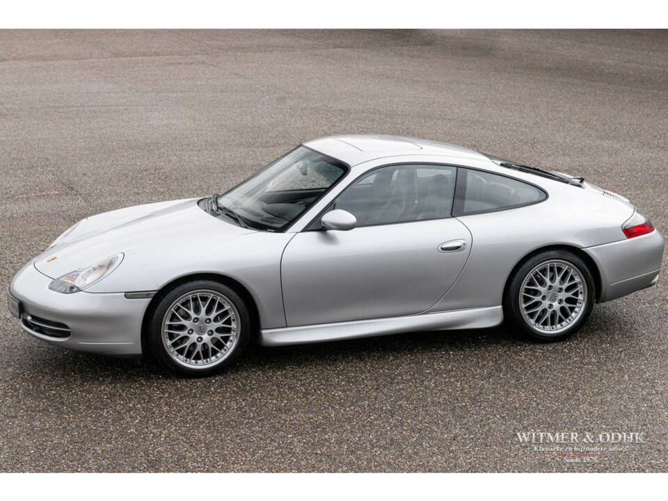 Image 1/28 of Porsche 911 Carrera (2000)