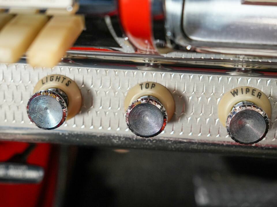 Bild 29/43 von Plymouth Fury (1961)