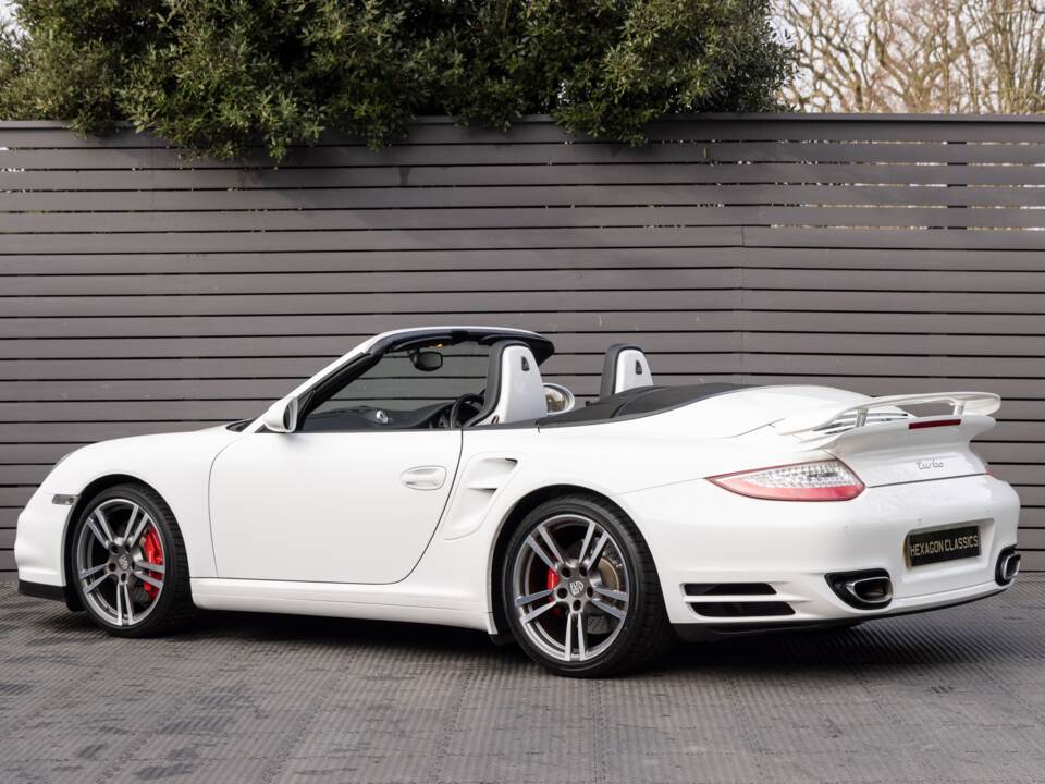 Bild 22/39 von Porsche 911 Turbo (2011)